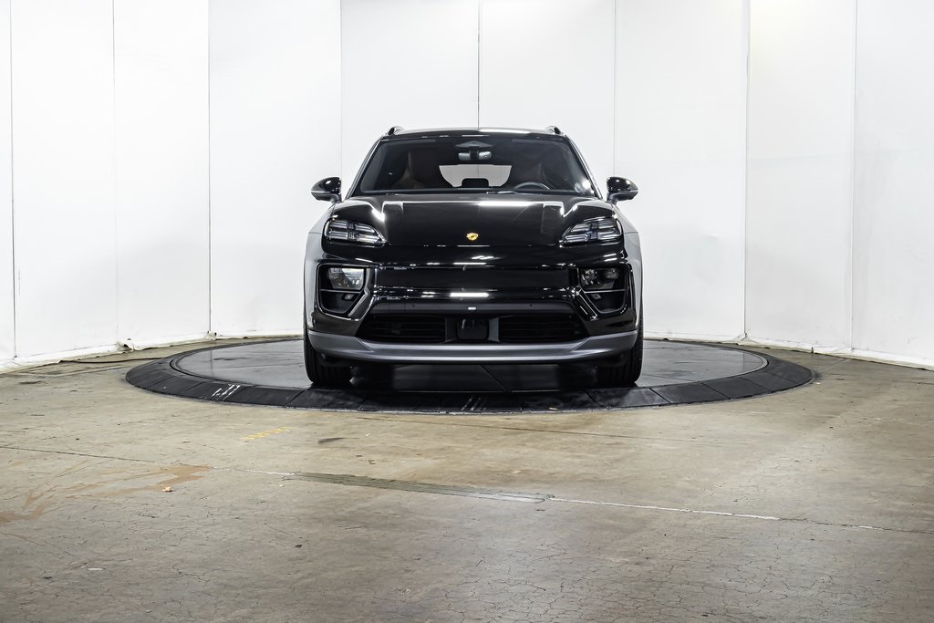 Macan Electric