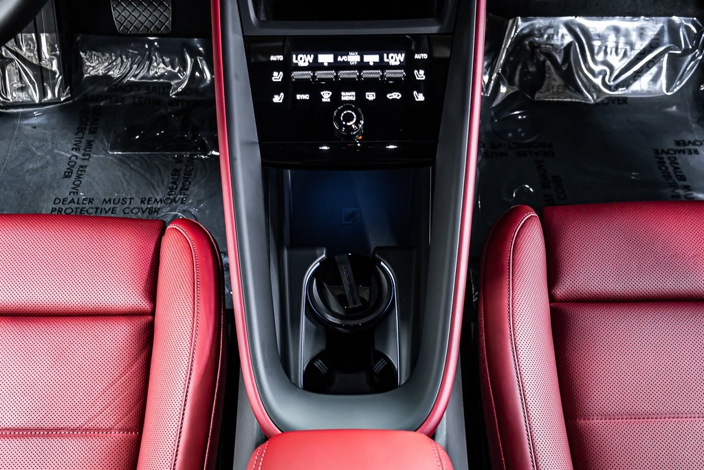 Macan Electric