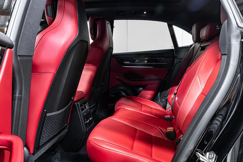 Macan Electric