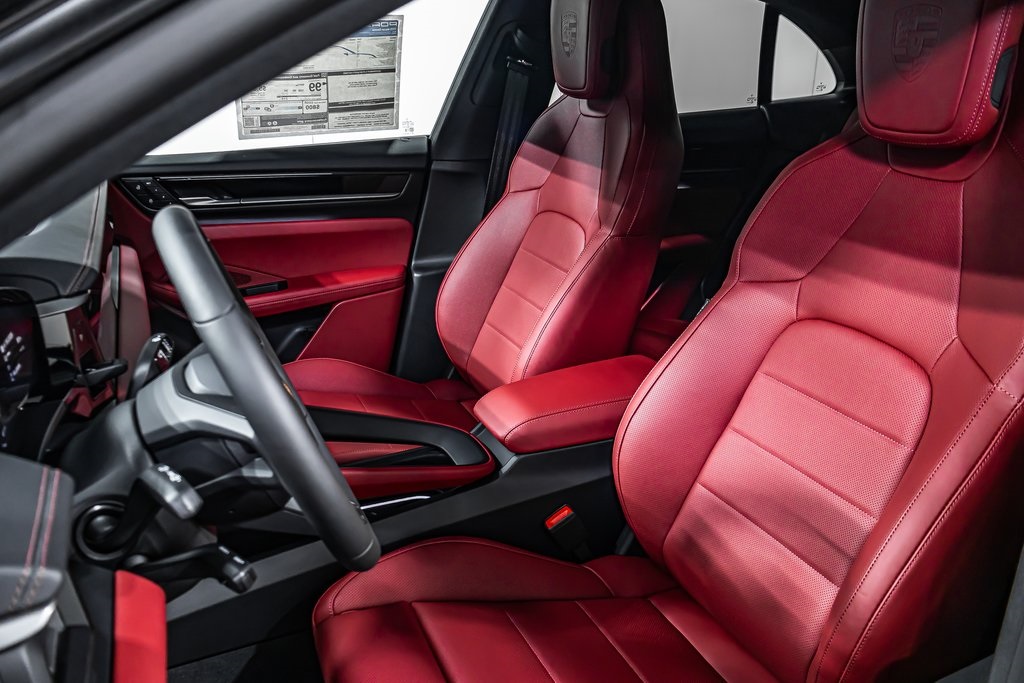 Macan Electric