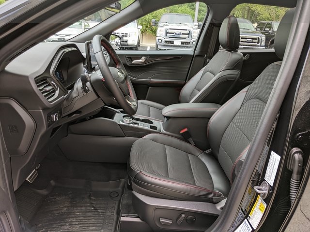 used 2024 Ford Escape car, priced at $31,300