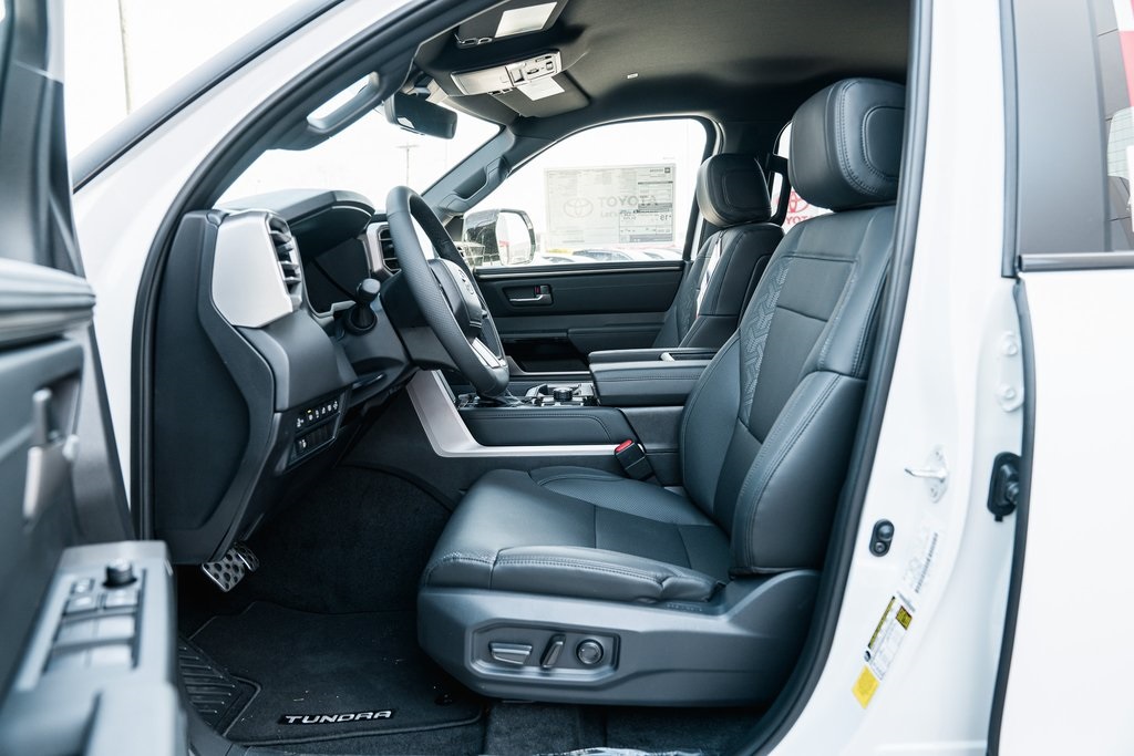 2025 Toyota Tundra Limited CrewMax photo 26