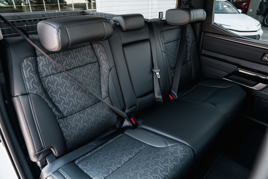 2025 Toyota Tundra Limited CrewMax photo 29