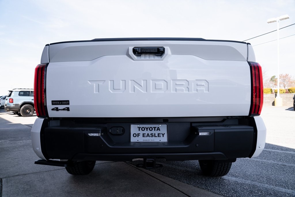 2025 Toyota Tundra Limited CrewMax photo 5