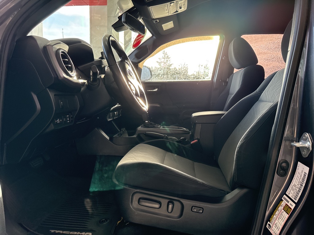 Used 2021 Toyota Tacoma Truck