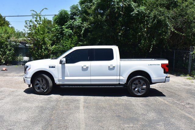 Used 2025 Ford F-150 Lightning Lariat with VIN 1FT6W5L72SWG07130 for sale in Austin, TX