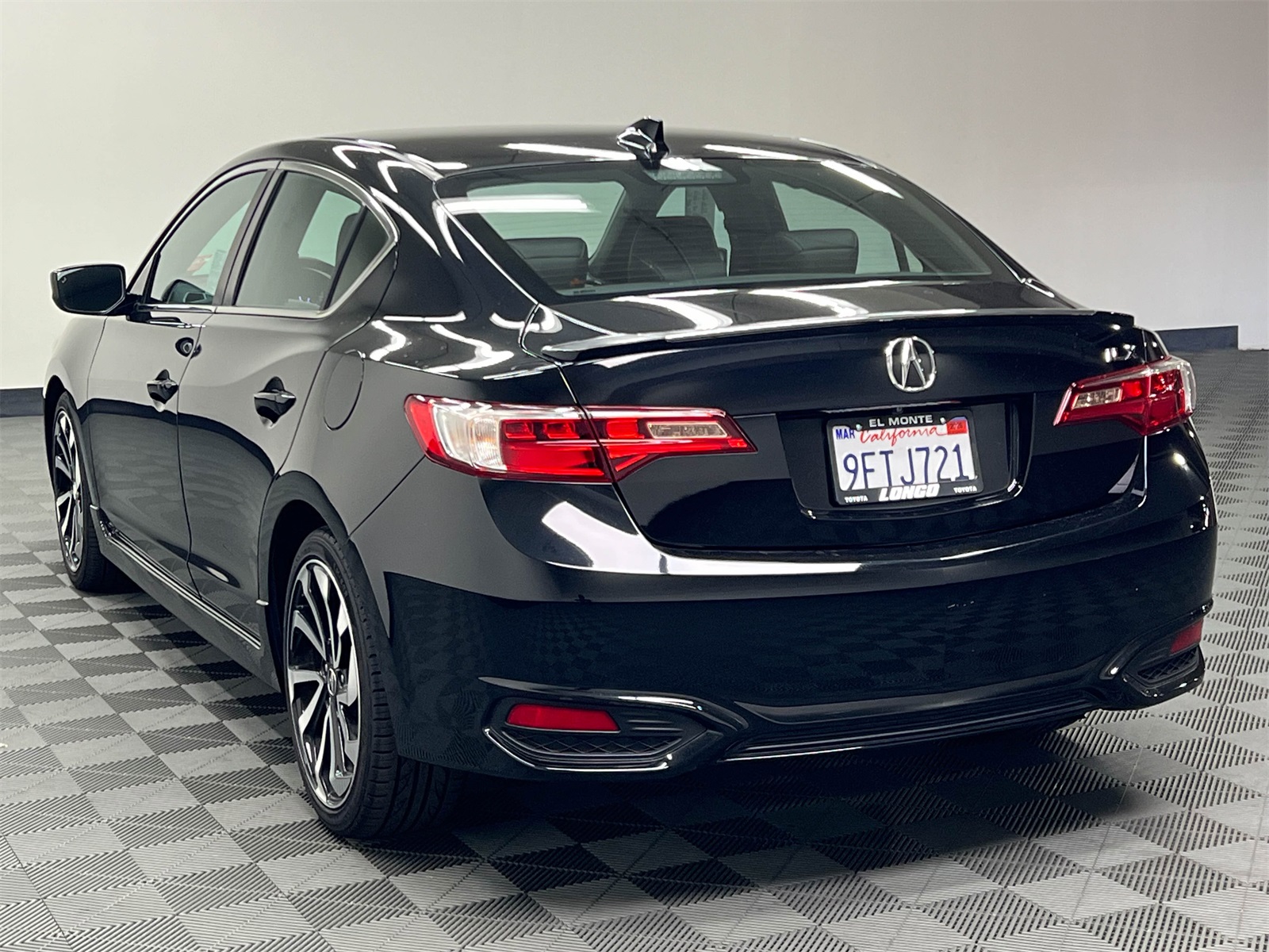 used 2016 Acura ILX car, priced at $16,288