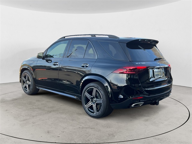 New 2025 Black Mercedes-Benz GLE 580 image 3