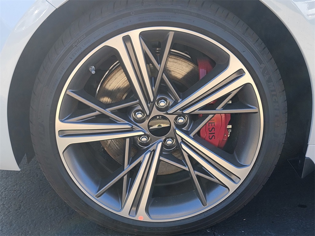 new 2025 Genesis G70 car, priced at $54,986