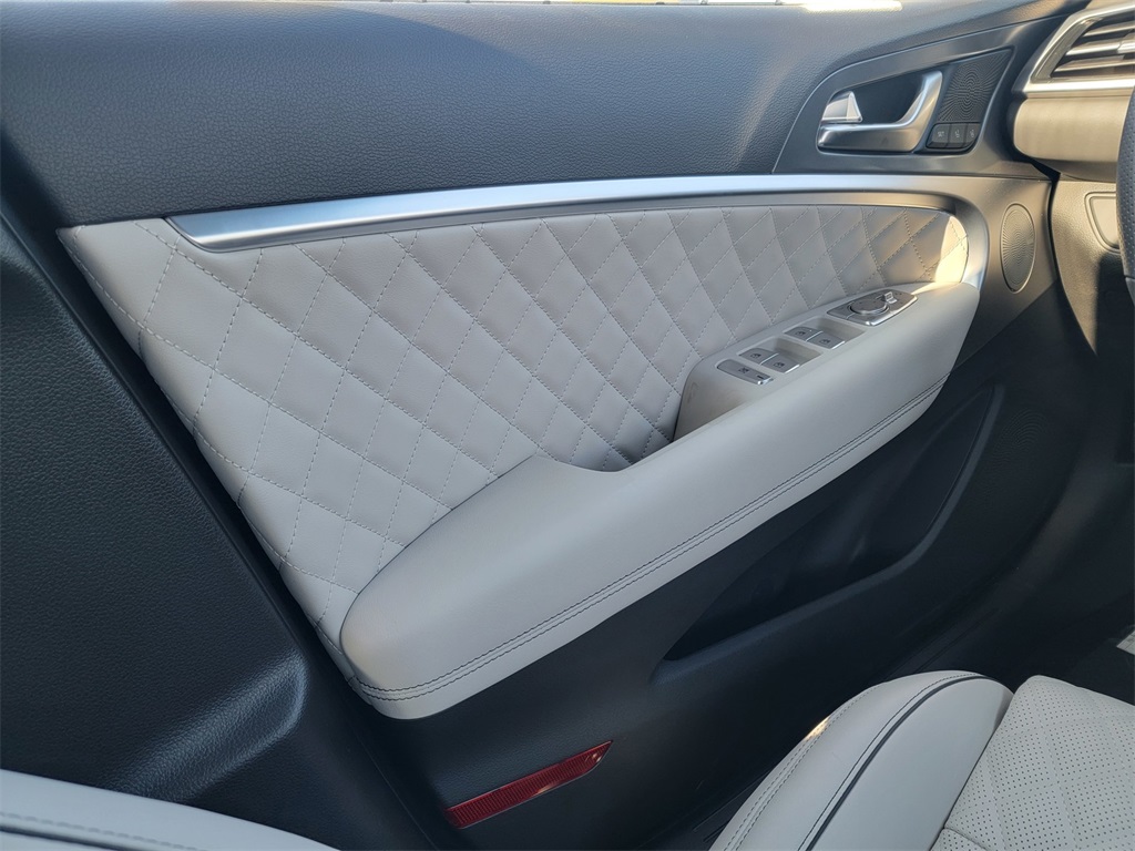 new 2025 Genesis G70 car, priced at $54,986