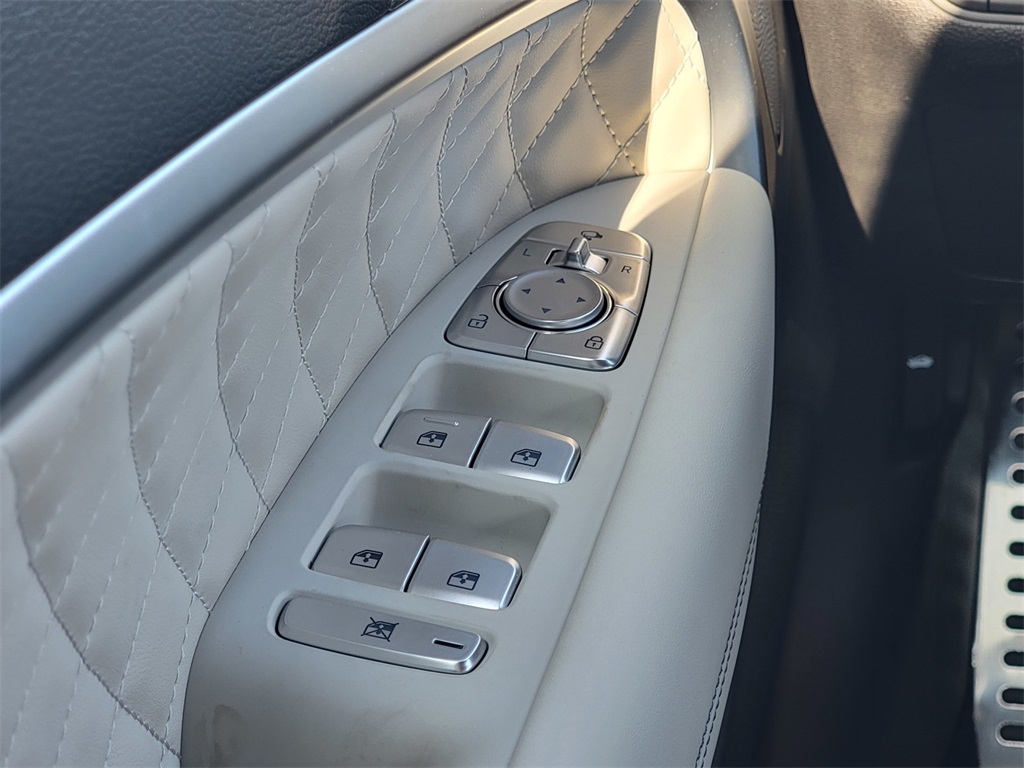 new 2025 Genesis G70 car, priced at $54,986