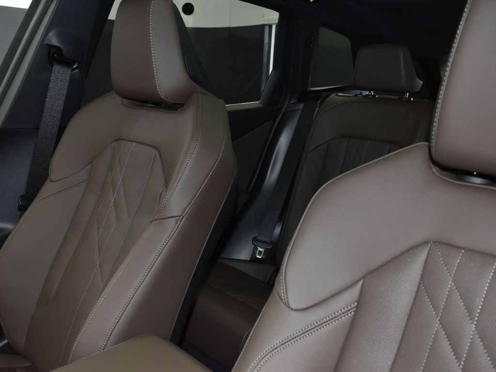 2025 Black Sapphire Metallic BMW X3 30 xDrive AWD SUV