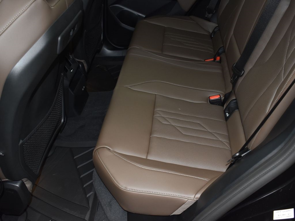 2025 Black Sapphire Metallic BMW X3 30 xDrive AWD SUV