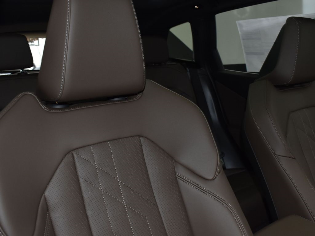 2025 Black Sapphire Metallic BMW X3 30 xDrive AWD SUV