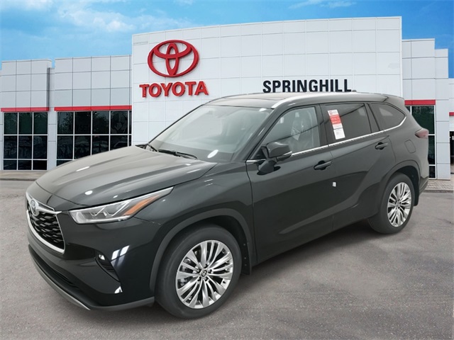 2026 Toyota Highlander Platinum's photo
