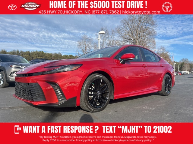 2025 Toyota Camry SE