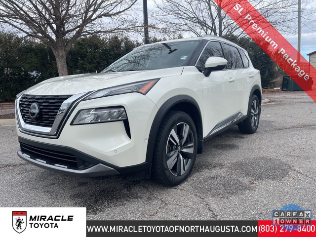 2023 Nissan Rogue SL's photo