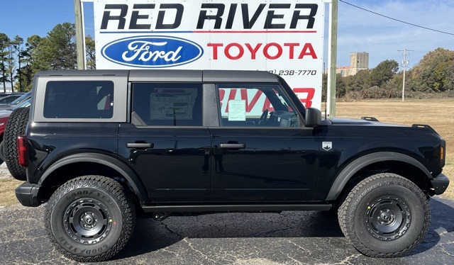 2025 Ford Bronco 4-Door Big Bend's photo