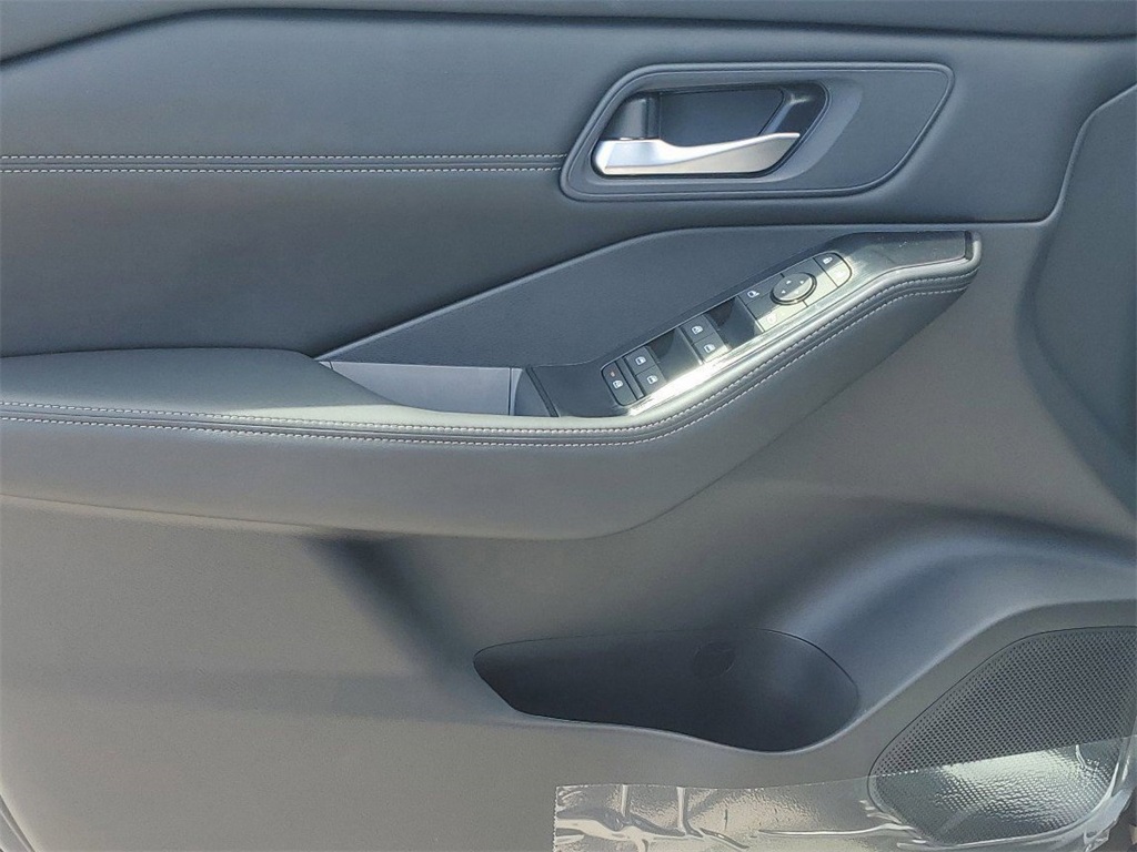 2025 Gunmetal Nissan Rogue SV FWD SUV