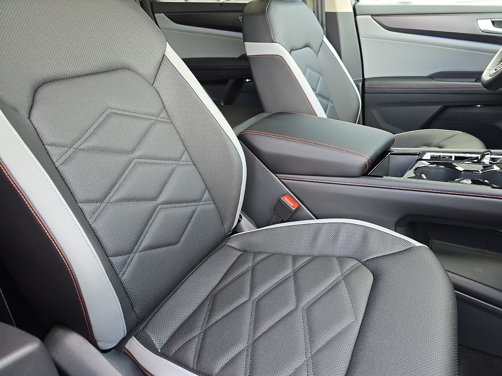 new 2026 Volkswagen Atlas car, priced at $47,733