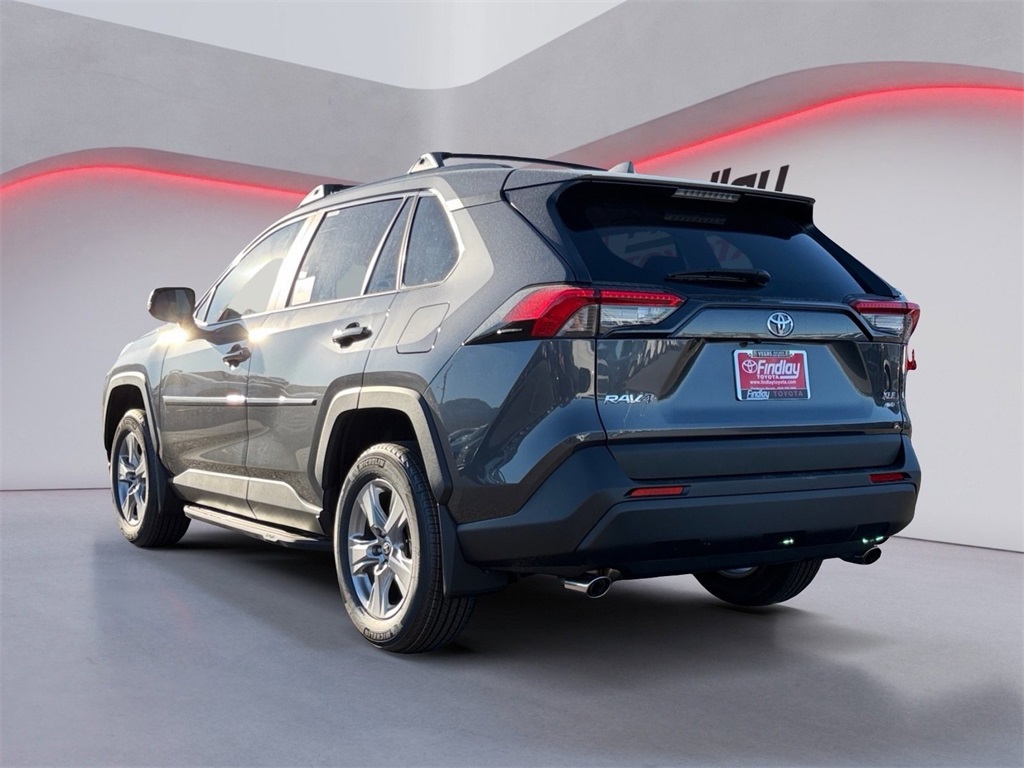 2025 Toyota RAV4 XLE photo 2