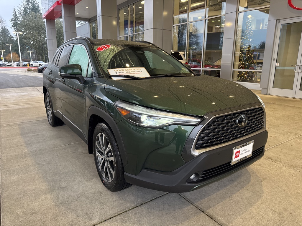 2023 Toyota Corolla Cross XLE's photo