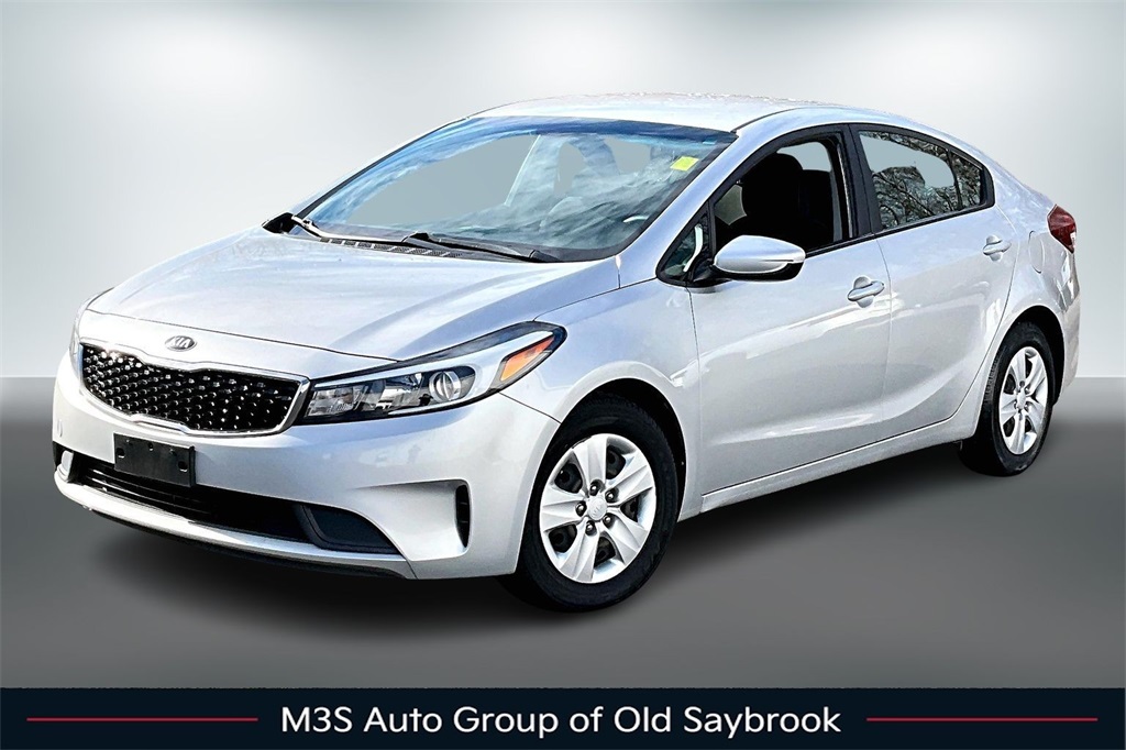 2017 Kia Forte LX's photo