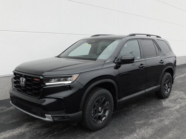 new 2025 Honda Pilot TrailSport 4D Sport Utility