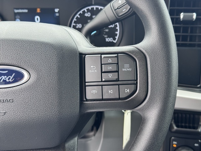 2025 Ford F-350 Super Duty XL