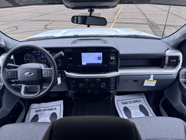 2025 Ford F-350 Super Duty XL