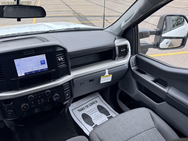 2025 Ford F-350 Super Duty XL