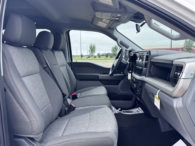 2025 Ford F-350 Super Duty XL