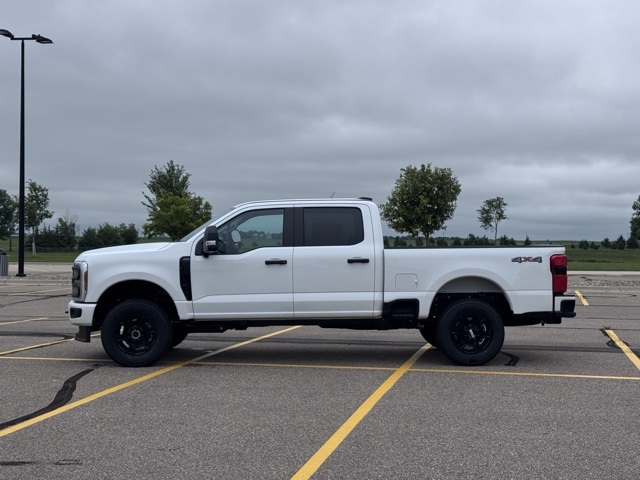 2025 Ford F-350 Super Duty XL