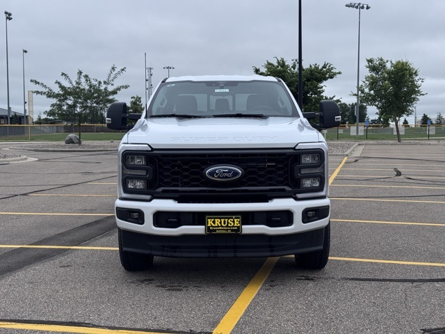 2025 Ford F-350 Super Duty XL