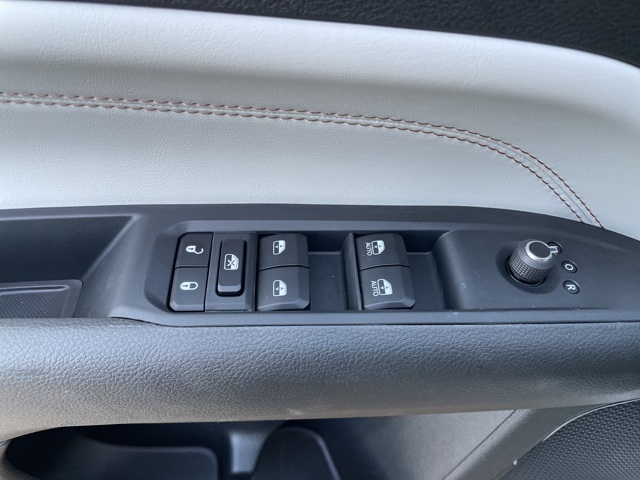 2025 Jeep Compass Limited photo 12
