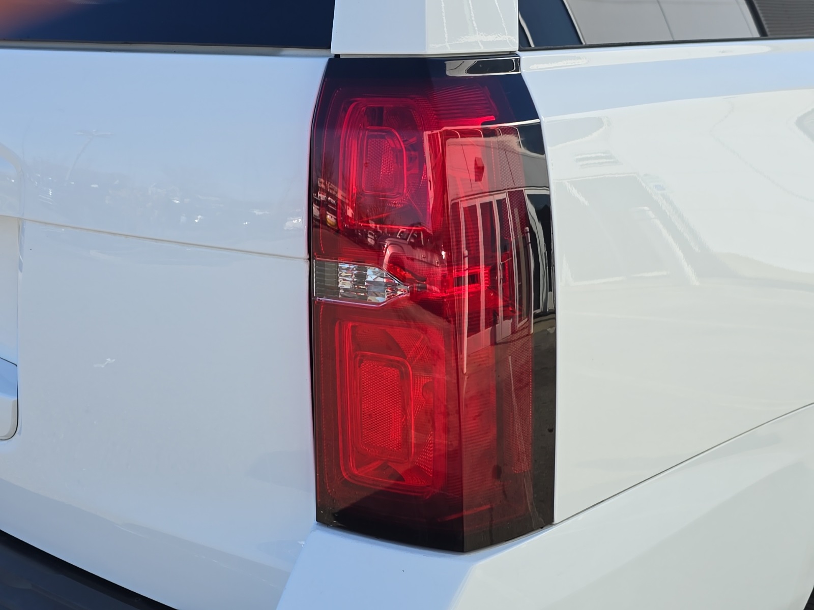 used 2015 Chevrolet Suburban car, priced at $15,000