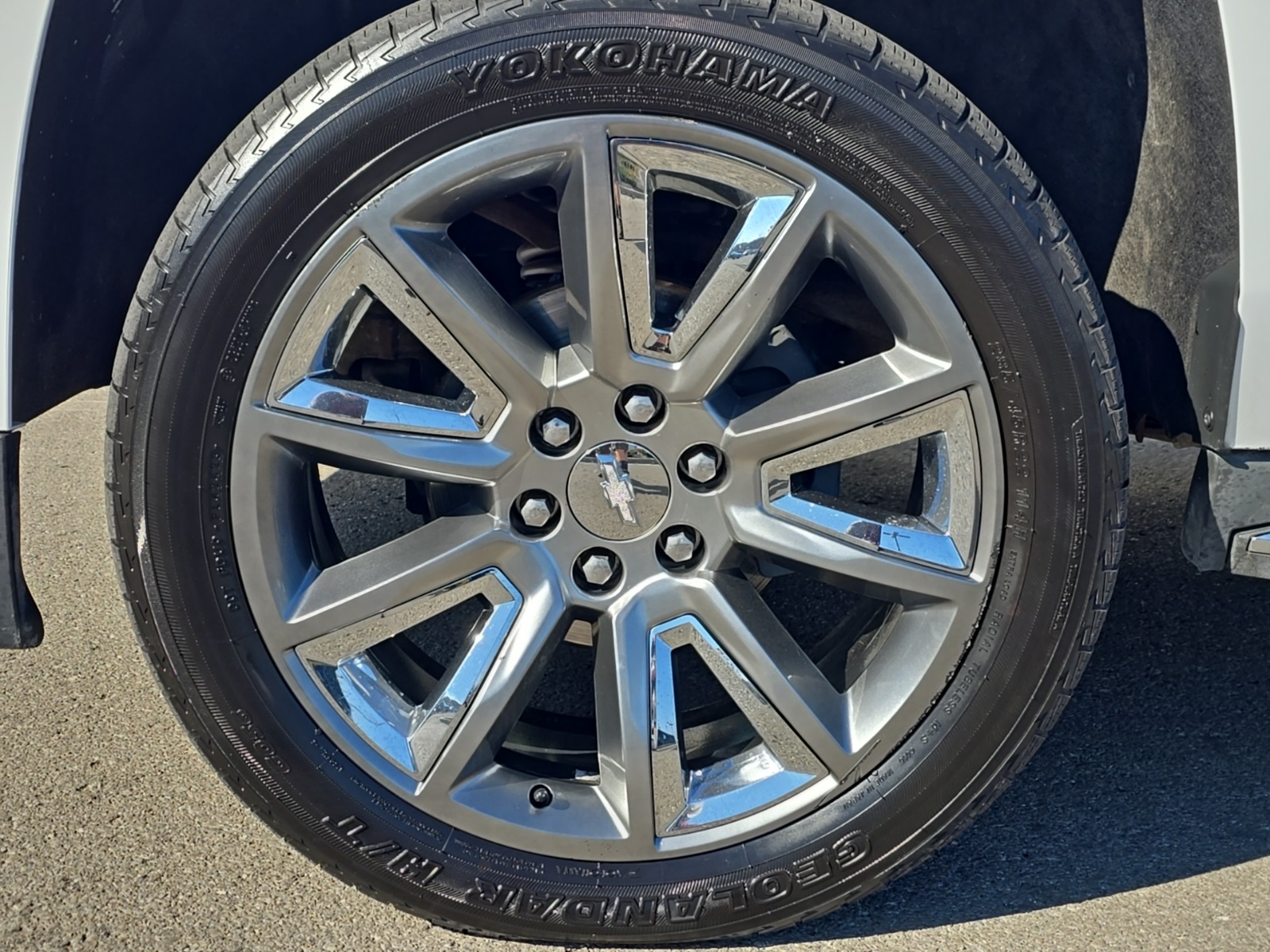 used 2015 Chevrolet Suburban car, priced at $15,000