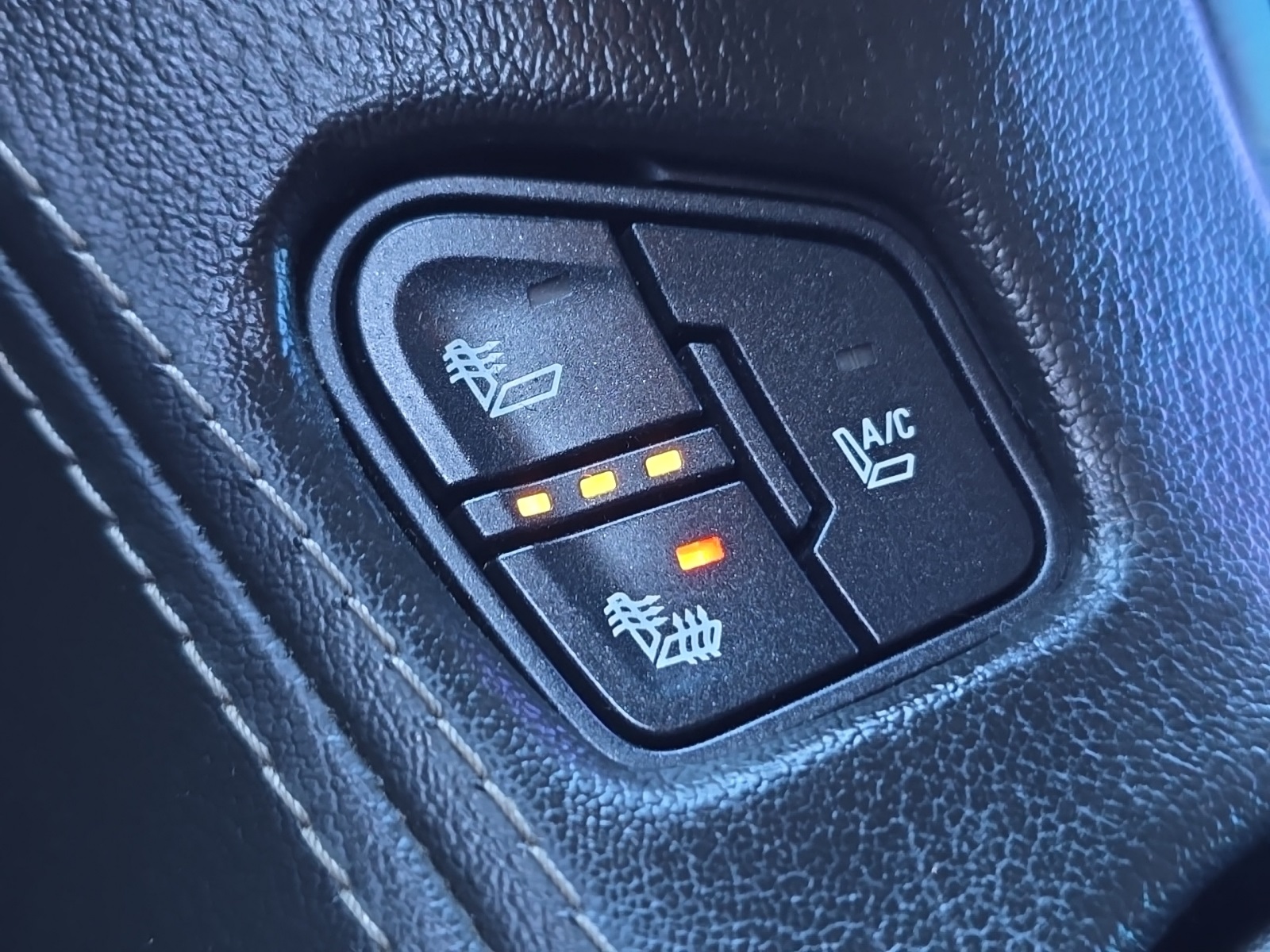 used 2015 Chevrolet Suburban car, priced at $15,000