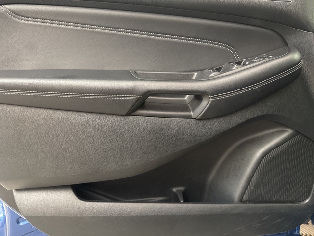 2022 Blue Metallic Ford Edge Titanium AWD SUV