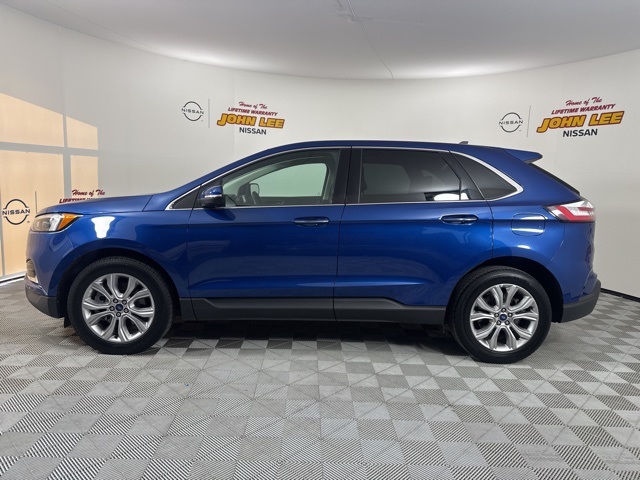 2022 Blue Metallic Ford Edge Titanium AWD SUV