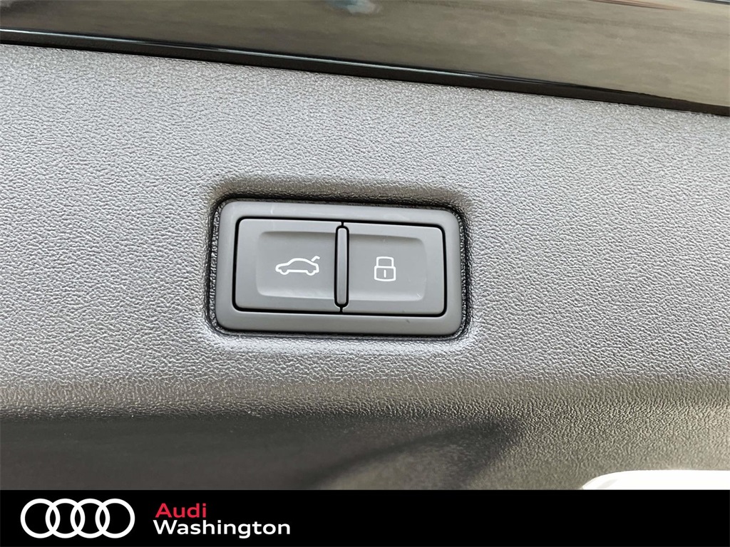 2025 Audi Q5 Premium Plus photo 16