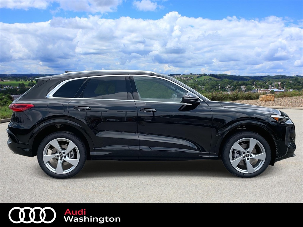 2025 Audi Q5 Premium Plus photo 2