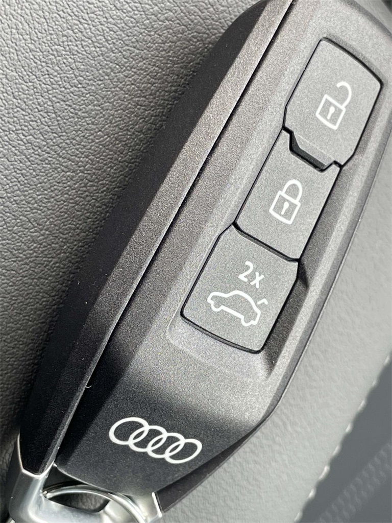 2025 Audi Q5 Premium Plus photo 31