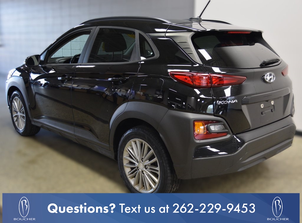 2020 Hyundai Kona SEL photo 2