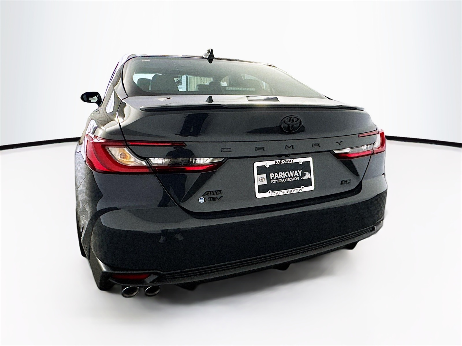 2025 Toyota Camry SE photo 3