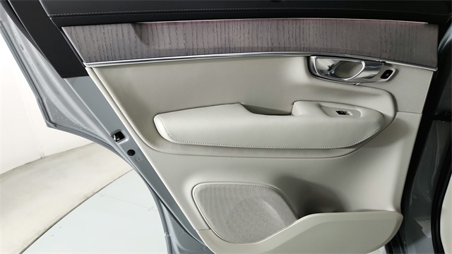 new 2026 Volvo XC90 car, priced at $75,155