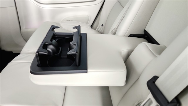 new 2026 Volvo XC90 car, priced at $75,155