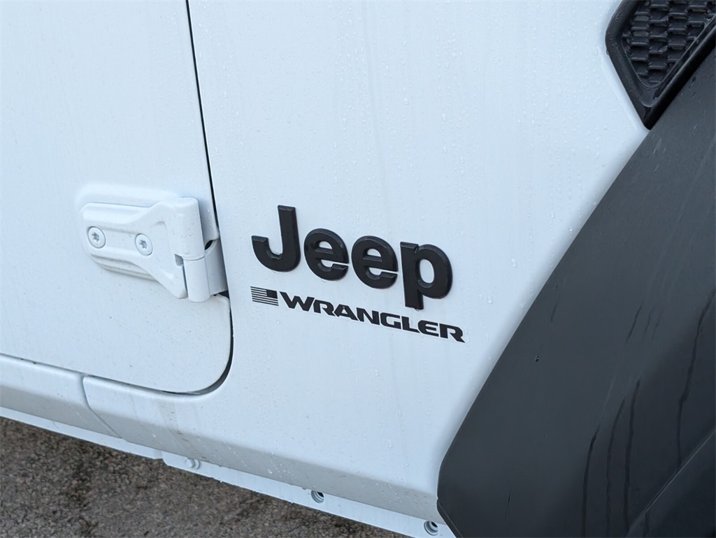 new 2026 Jeep Wrangler car, priced at $44,575
