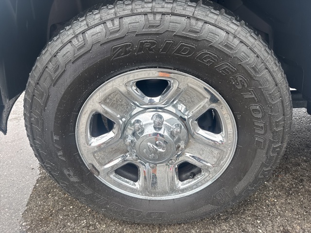2017 Ram 3500 SLT photo 9