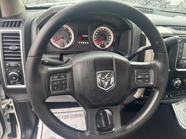 2017 Ram 3500 SLT photo 14